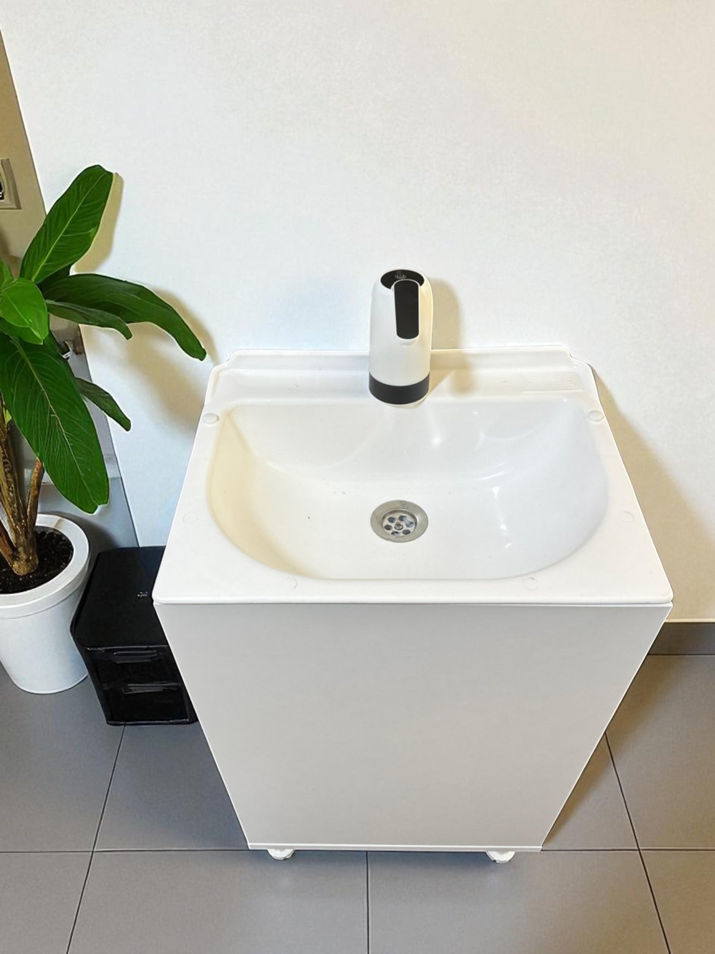 Seyyar Lavabo - Ofis ve Klinikler için Taşınabilir Lavabo